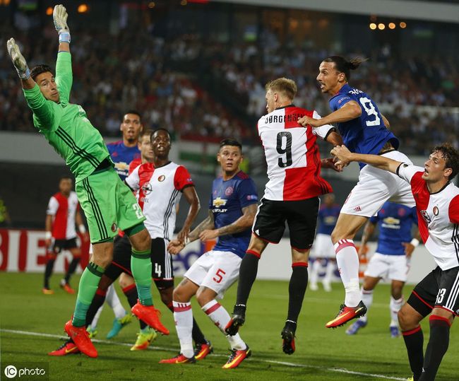 展脚步较晚 展脚步较晚