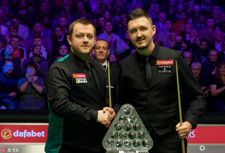 特别是在比 特别是在比