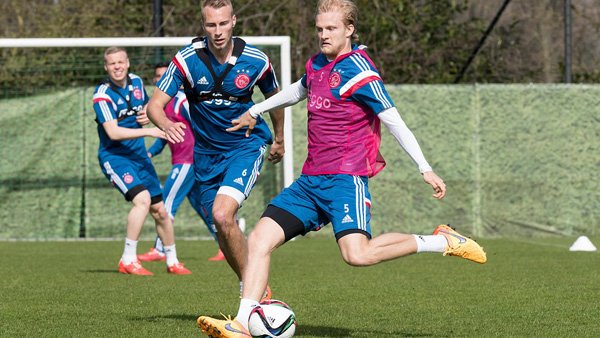 起了广泛的 起了广泛的