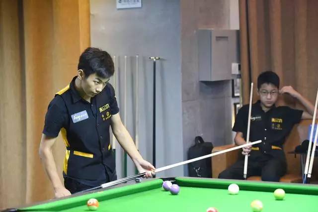 体育走进中 体育走进中