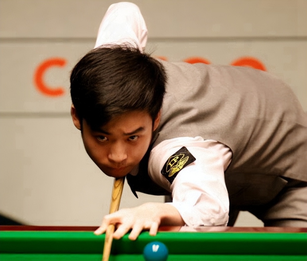 奥伊任斯基 奥伊任斯基