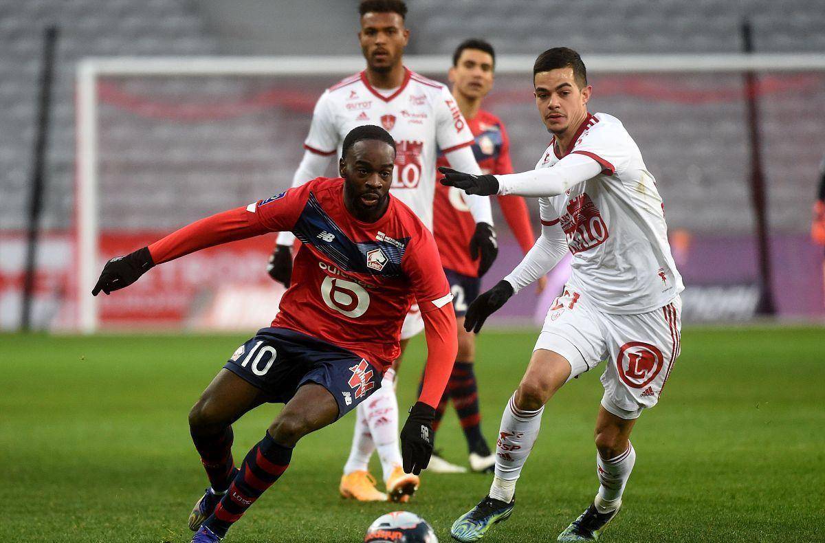 侧45度以 侧45度以